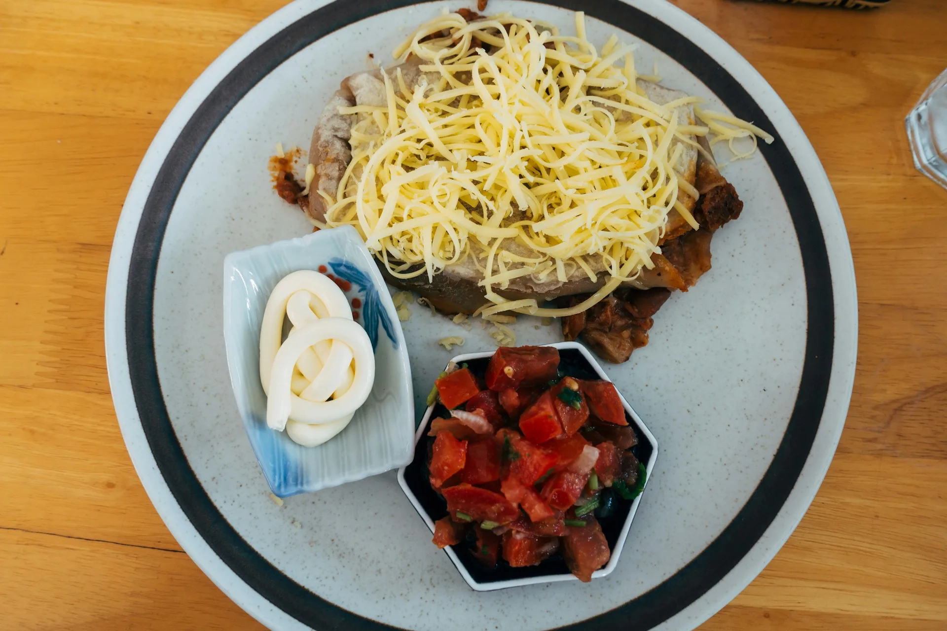 Dieta ketogeniczna jadłospis – zasady i efekty po miesiącu